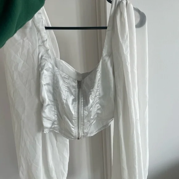 Long puff sleeve corset top - Picture 3 of 4